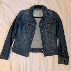 Old Navy jean jacket size X-small darker denim